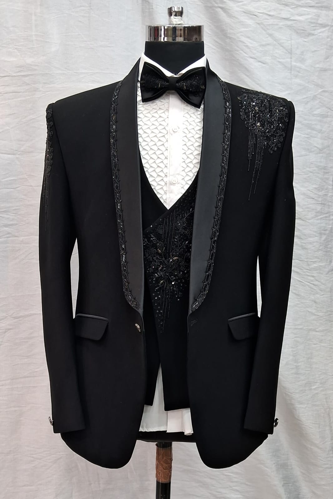 Black Milano Tuxedo Suit